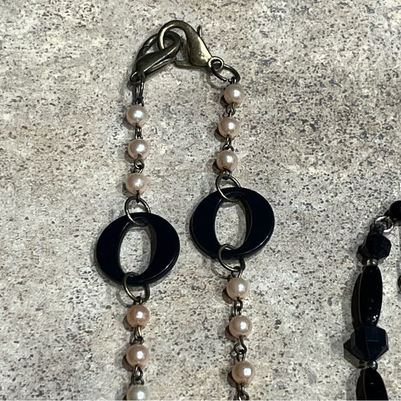 Faux, Costume Jewelry, Necklace and Bracelet - Picture 5 of 11